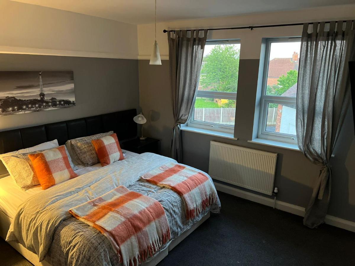 The Upton Arms With Letting Hotel *